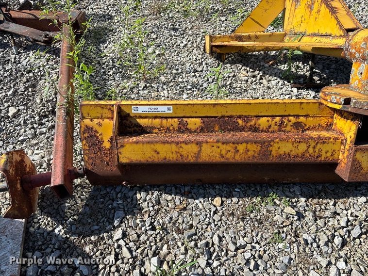 image for item FC1951 84