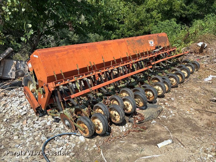 image for item FC1965 Tye grain drill