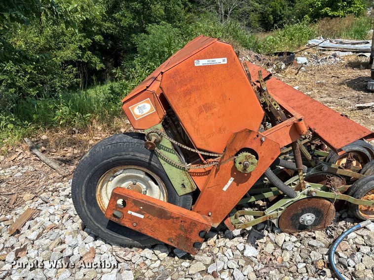 image for item FC1965 Tye grain drill