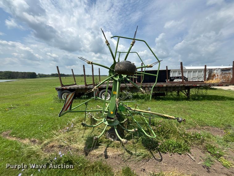 image for item FC1968 2003 Krone KW 5.50/4X7T hay tedder