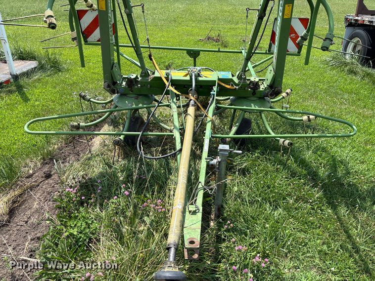 image for item FC1968 2003 Krone KW 5.50/4X7T hay tedder