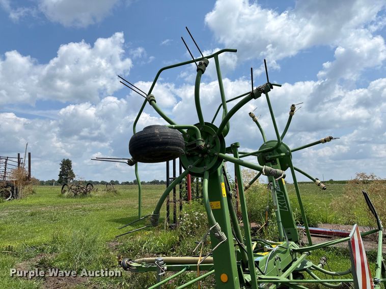 image for item FC1968 2003 Krone KW 5.50/4X7T hay tedder