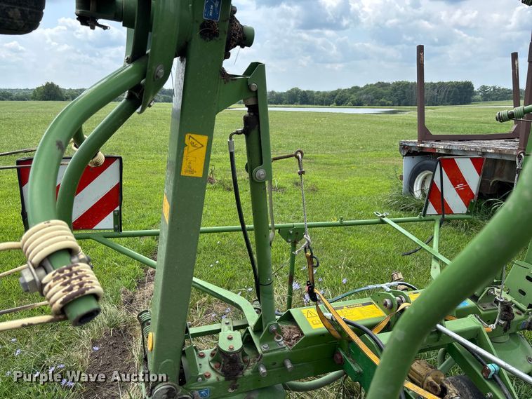 image for item FC1968 2003 Krone KW 5.50/4X7T hay tedder