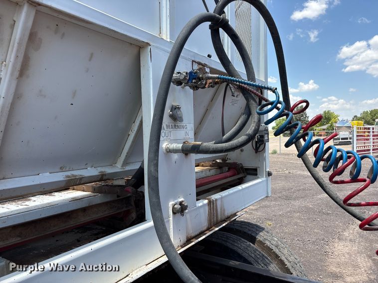 image for item FC2503 2015 Blatz Silera live bottom sillage trailer