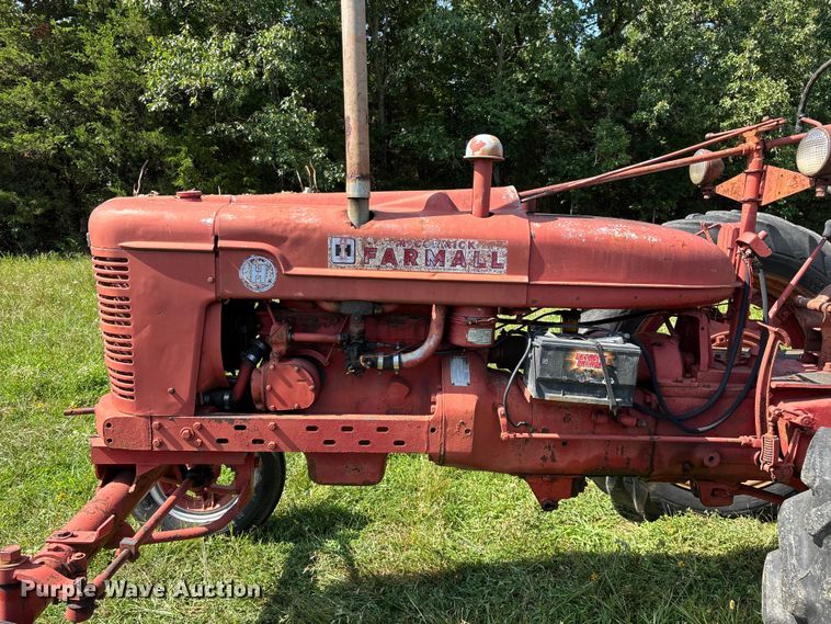 image for item FG0540 1951 International Harvester Farmall H tractor