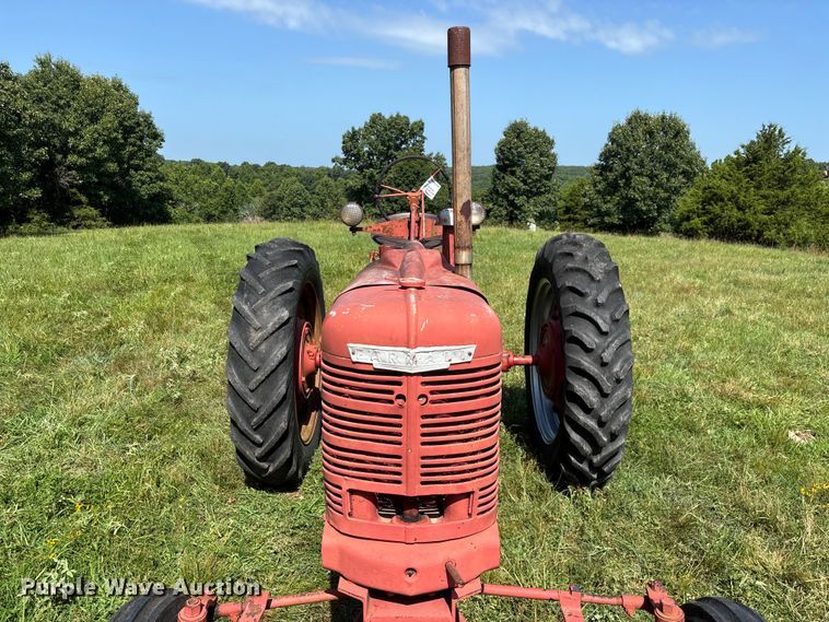 image for item FG0540 1951 International Harvester Farmall H tractor