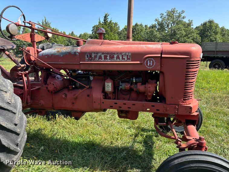 image for item FG0540 1951 International Harvester Farmall H tractor