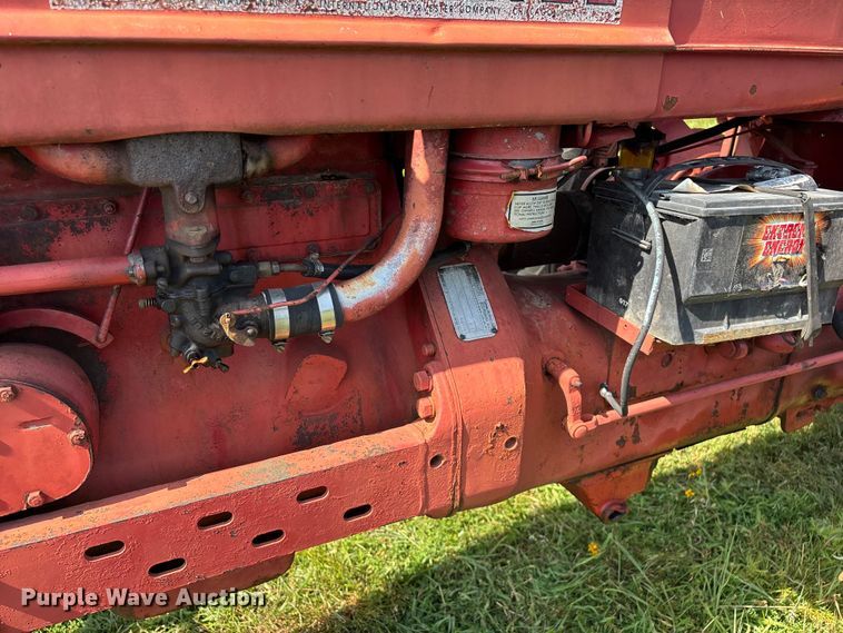 image for item FG0540 1951 International Harvester Farmall H tractor