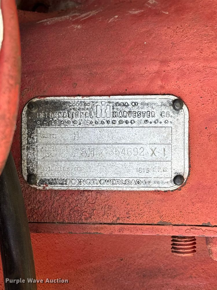 image for item FG0540 1951 International Harvester Farmall H tractor