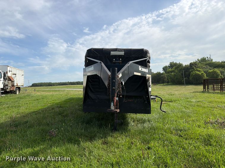 image for item FK3117 2015 Gooseneck Trailer Mfg. Co. Inc. B781T livestock trailer