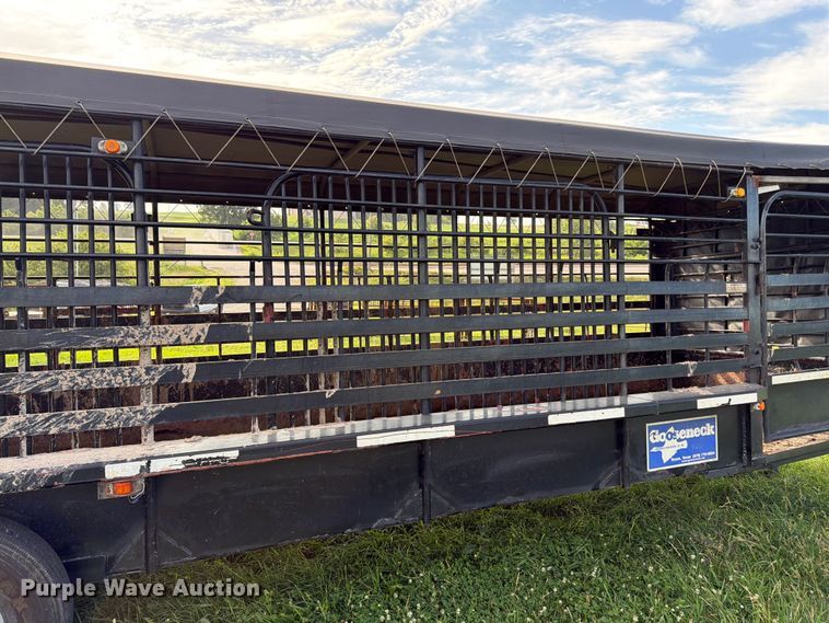 image for item FK3117 2015 Gooseneck Trailer Mfg. Co. Inc. B781T livestock trailer