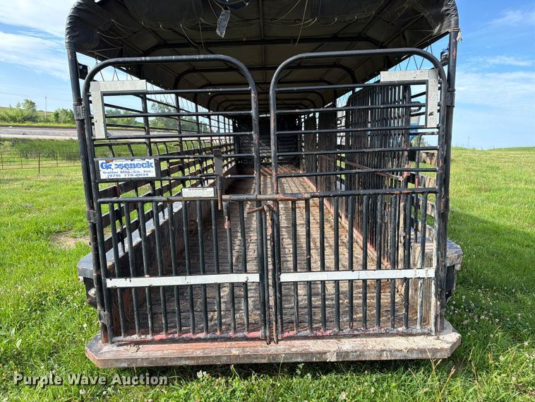 image for item FK3117 2015 Gooseneck Trailer Mfg. Co. Inc. B781T livestock trailer