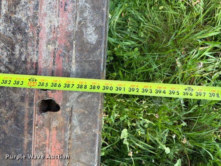 image for item FK3117 2015 Gooseneck Trailer Mfg. Co. Inc. B781T livestock trailer