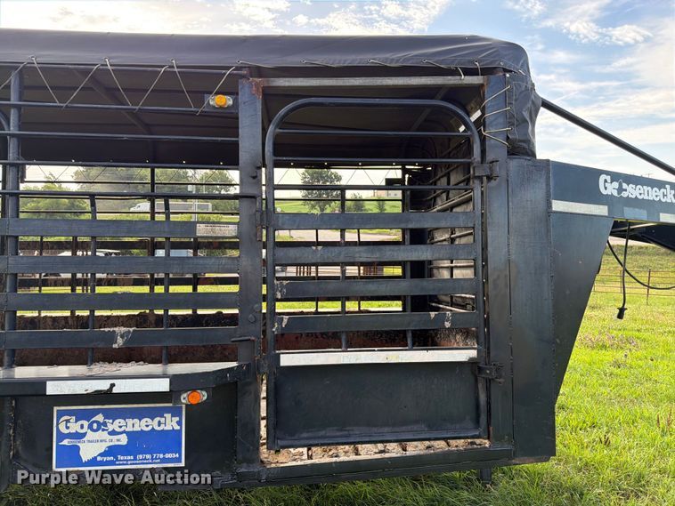 image for item FK3117 2015 Gooseneck Trailer Mfg. Co. Inc. B781T livestock trailer