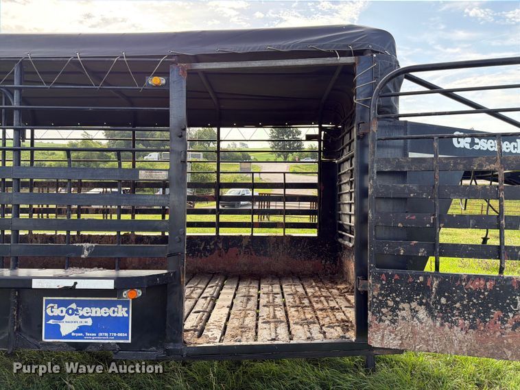 image for item FK3117 2015 Gooseneck Trailer Mfg. Co. Inc. B781T livestock trailer