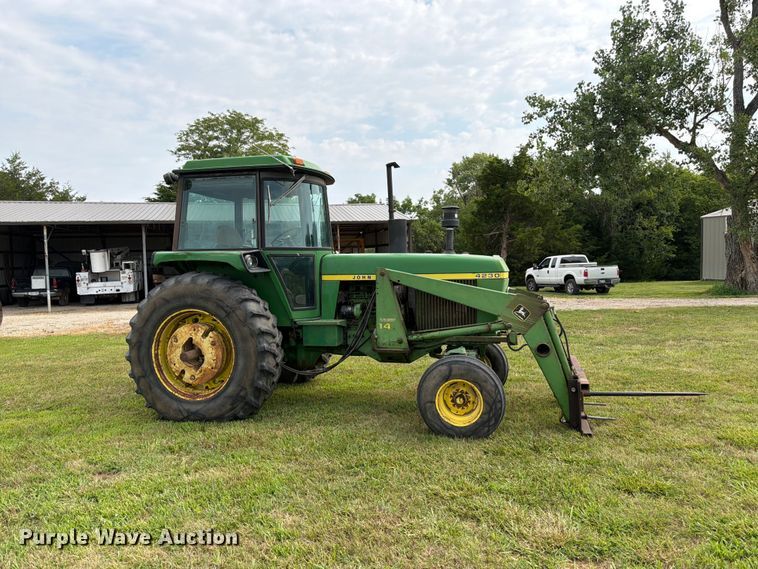 image for item FK3231 1973 John Deere 4230 tractor