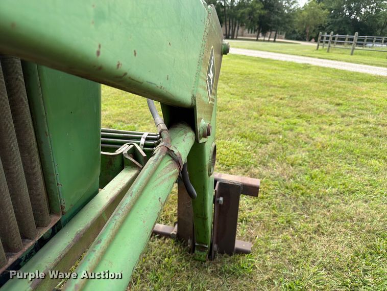 image for item FK3231 1973 John Deere 4230 tractor
