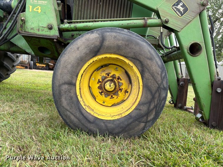 image for item FK3231 1973 John Deere 4230 tractor