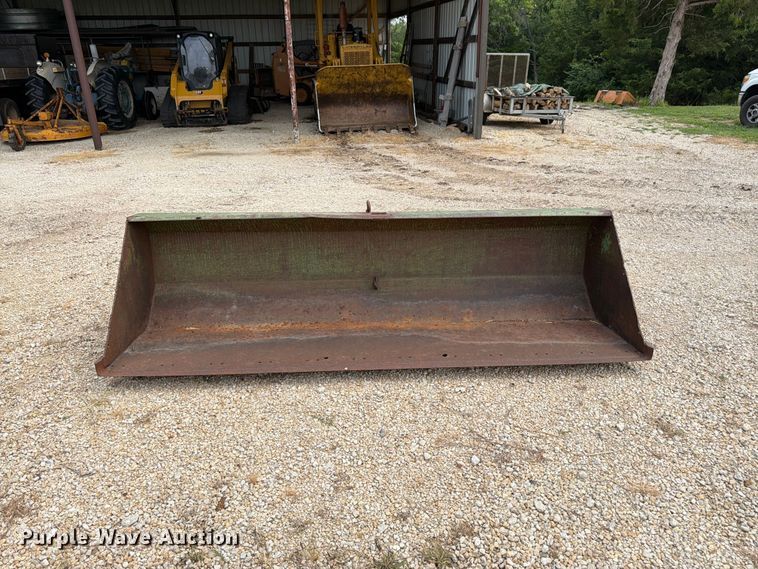 image for item FK3231 1973 John Deere 4230 tractor