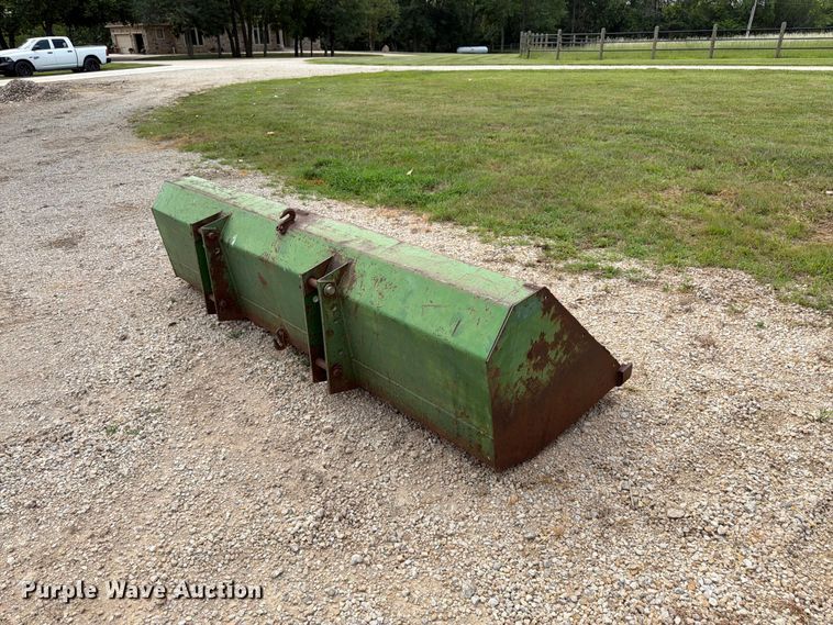 image for item FK3231 1973 John Deere 4230 tractor