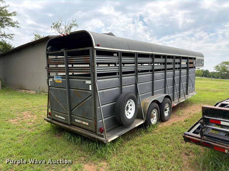 image for item FK3235 1999 Ponderosa Special Edition livestock trailer