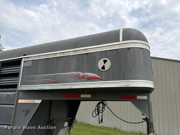image for item FK3235 1999 Ponderosa Special Edition livestock trailer