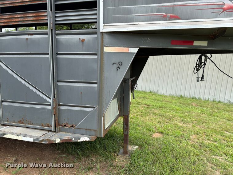 image for item FK3235 1999 Ponderosa Special Edition livestock trailer