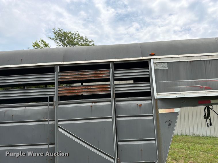 image for item FK3235 1999 Ponderosa Special Edition livestock trailer