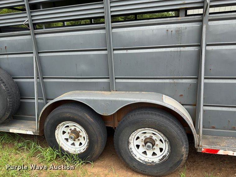 image for item FK3235 1999 Ponderosa Special Edition livestock trailer