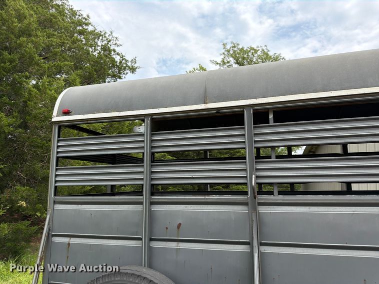 image for item FK3235 1999 Ponderosa Special Edition livestock trailer