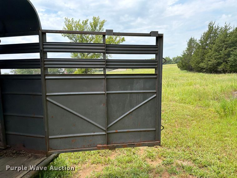 image for item FK3235 1999 Ponderosa Special Edition livestock trailer