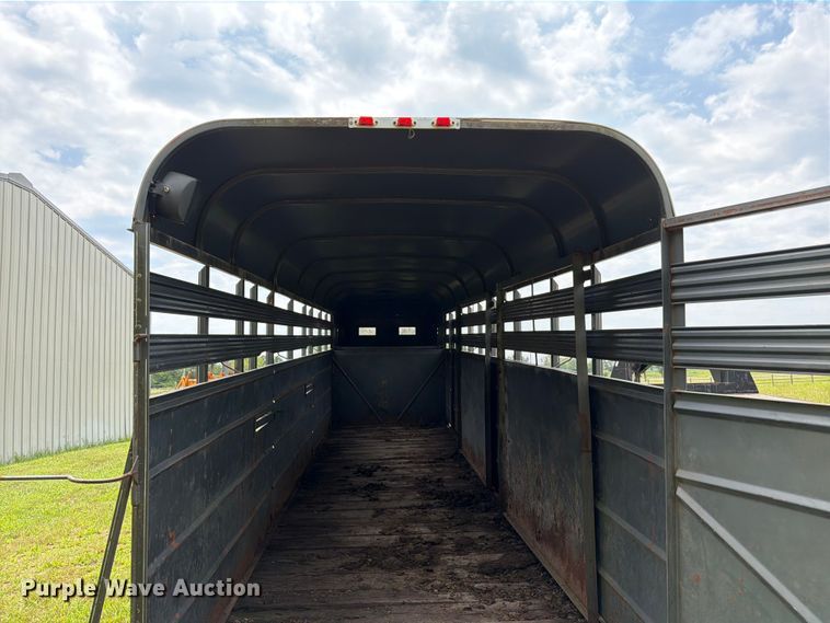 image for item FK3235 1999 Ponderosa Special Edition livestock trailer