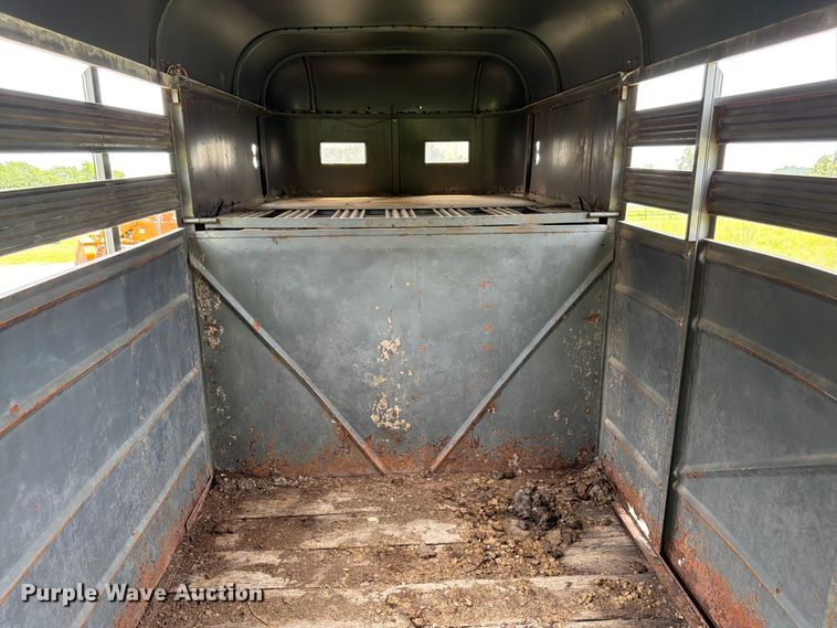 image for item FK3235 1999 Ponderosa Special Edition livestock trailer