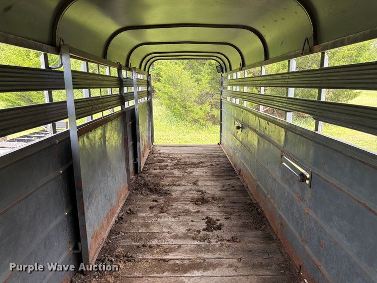 image for item FK3235 1999 Ponderosa Special Edition livestock trailer