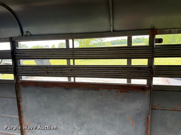 image for item FK3235 1999 Ponderosa Special Edition livestock trailer