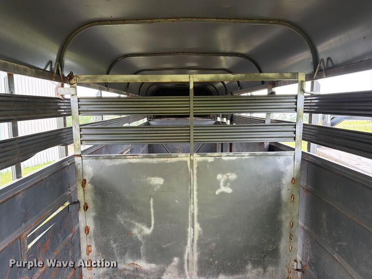 image for item FK3235 1999 Ponderosa Special Edition livestock trailer