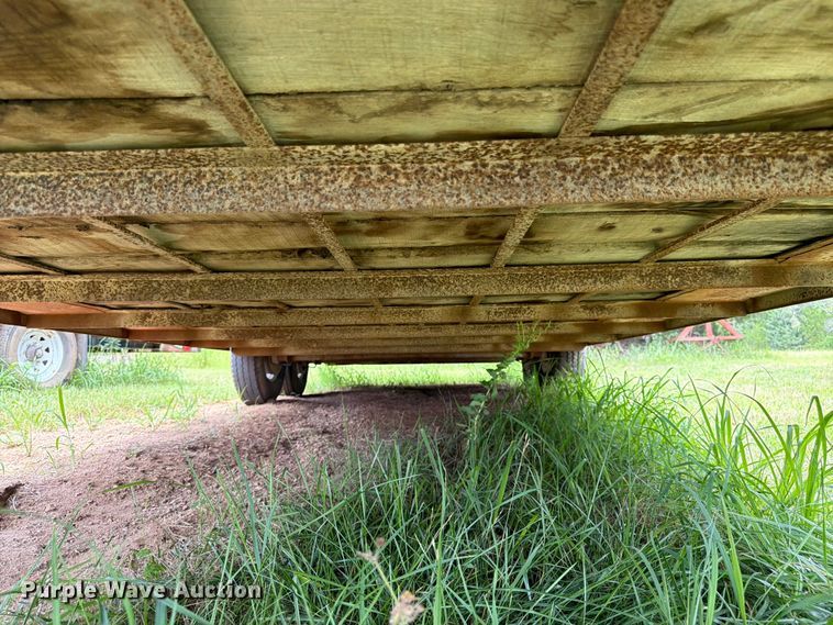image for item FK3235 1999 Ponderosa Special Edition livestock trailer