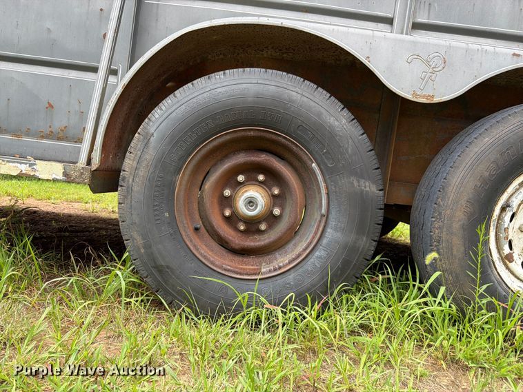 image for item FK3235 1999 Ponderosa Special Edition livestock trailer