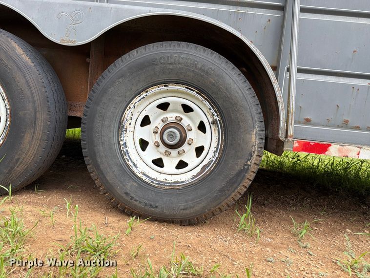 image for item FK3235 1999 Ponderosa Special Edition livestock trailer