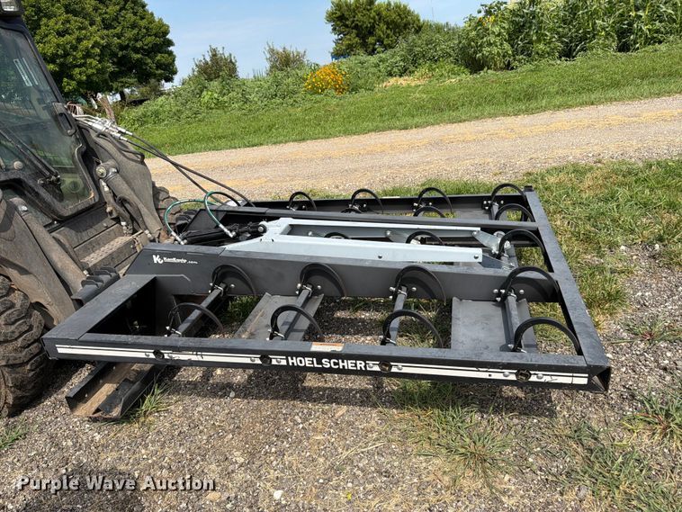 image for item FK3237 Hoelscher 100 skid steer bale accumulator grapple