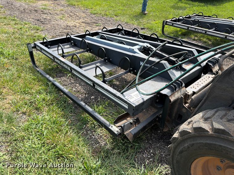 image for item FK3237 Hoelscher 100 skid steer bale accumulator grapple