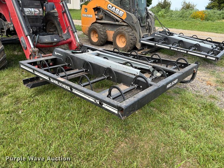 image for item FK3238 Hoelscher 100 bale accumulator grapple