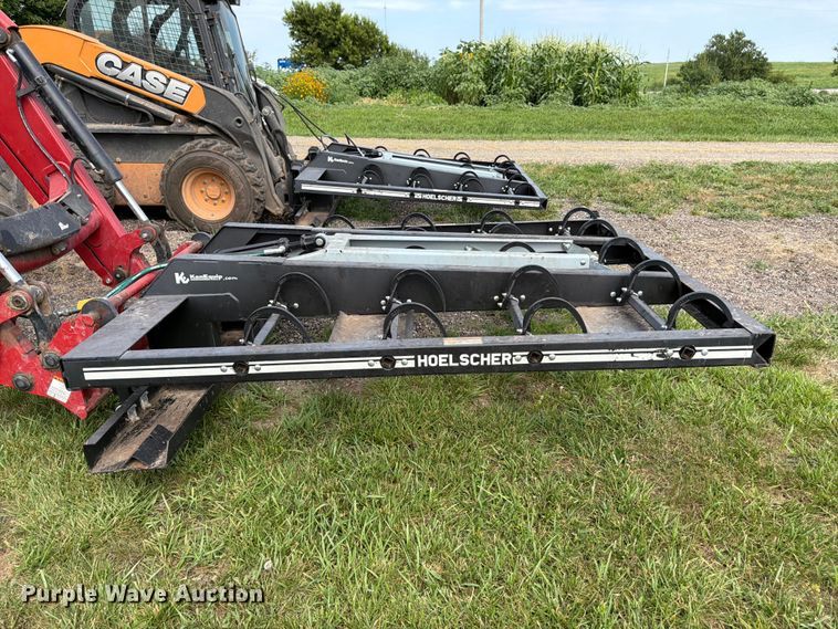image for item FK3238 Hoelscher 100 bale accumulator grapple
