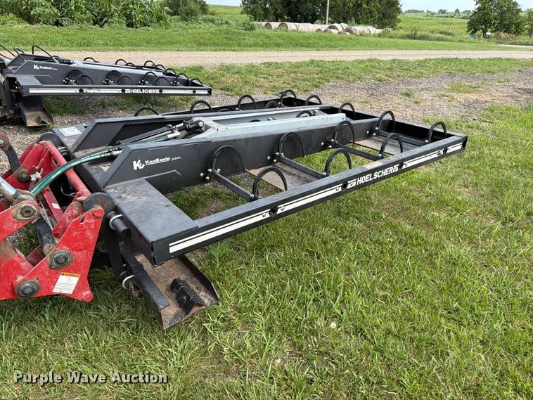 image for item FK3238 Hoelscher 100 bale accumulator grapple