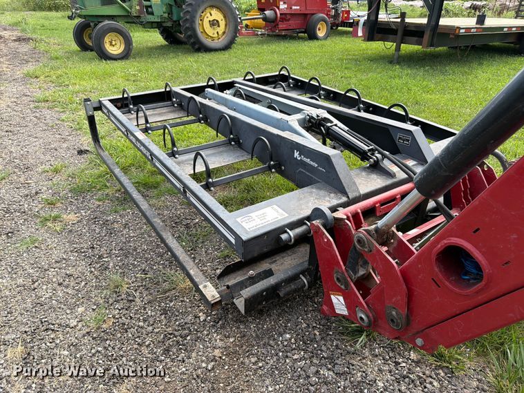 image for item FK3238 Hoelscher 100 bale accumulator grapple