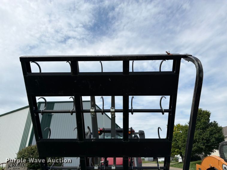 image for item FK3238 Hoelscher 100 bale accumulator grapple