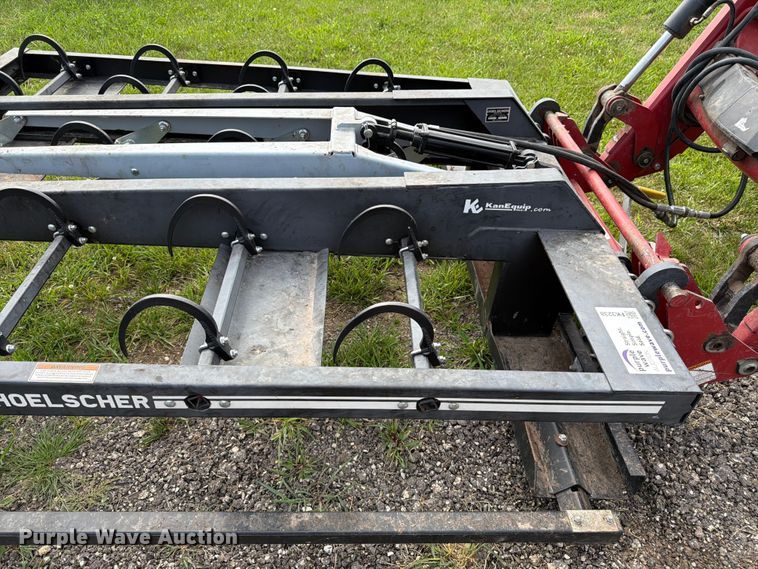 image for item FK3238 Hoelscher 100 bale accumulator grapple
