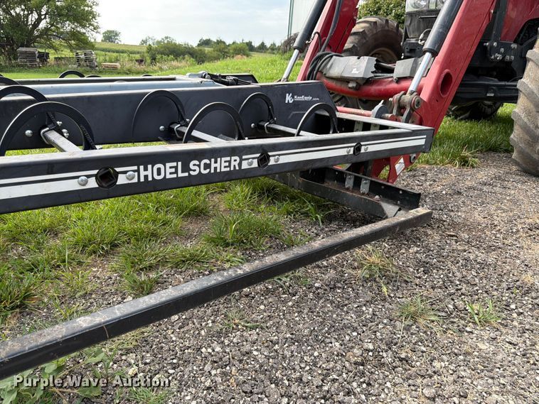 image for item FK3238 Hoelscher 100 bale accumulator grapple