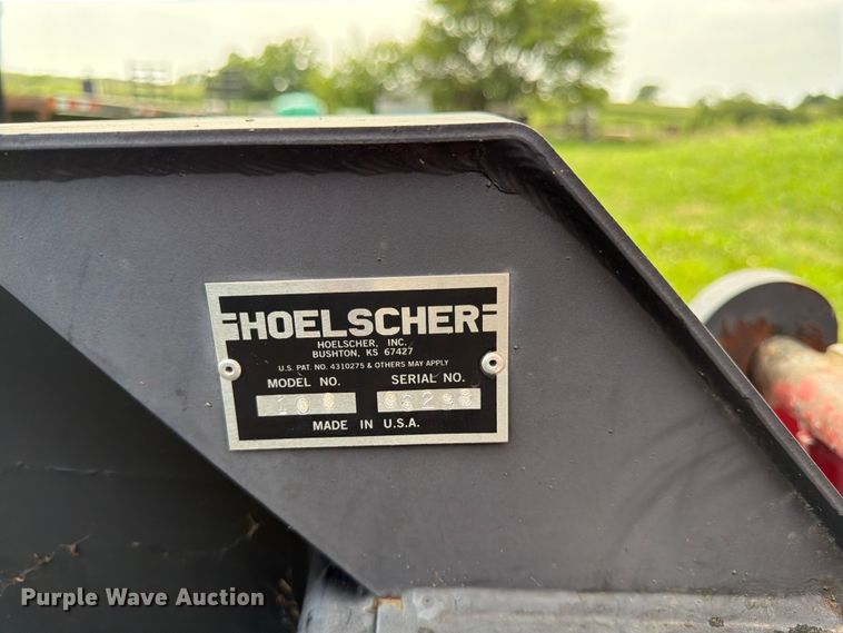 image for item FK3238 Hoelscher 100 bale accumulator grapple