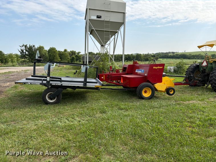 image for item FK3239 2021 New Holland BC5070 small square baler